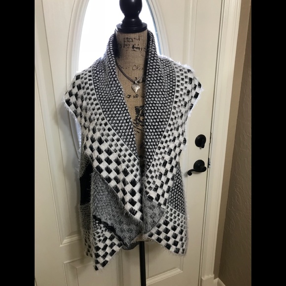 Spense Sweaters - Spense Black &Gray X Large Sweater Vest